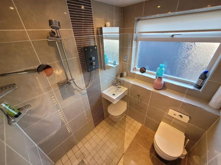 Bungalow A Few Minutes From The Sea. Mumbles Extérieur photo